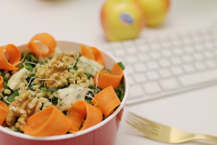 Ensalada con manzanas
